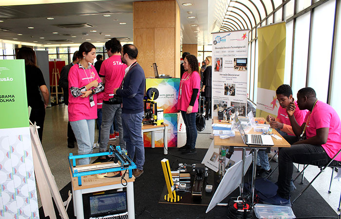 «Engenheiras por Um Dia» na 2ª Conferência do Fórum Permanente para as Competências Digitais