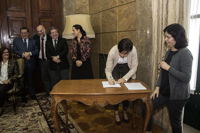 Cerimónia de assinatura do Protocolo da Rede de Apoio a Vítimas de Violência Doméstica da Cova da Beira