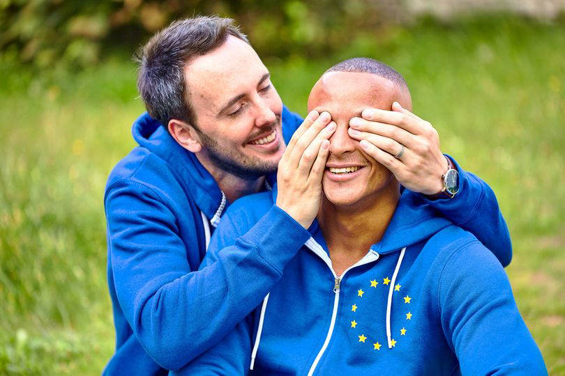 Comissão Europeia apresenta a sua primeira estratégia sobre a igualdade das pessoas LGBTIQ na UE