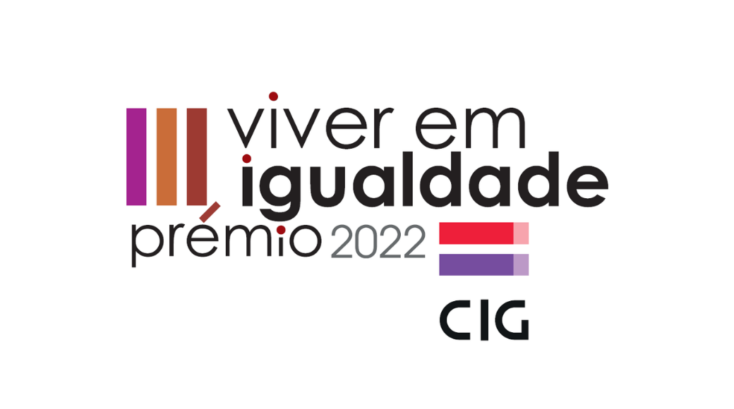 3 barras verticars retagulares de cor roxa, caramelo e castanho antecipam: Viver em igualdade prémio 2022. em baixo, o logotipo da CIG