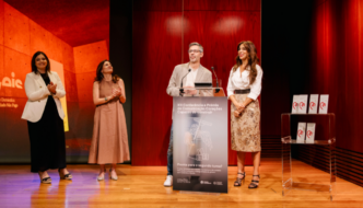 em palco, sandra ribeiro, carl atavares e catarina furtado
